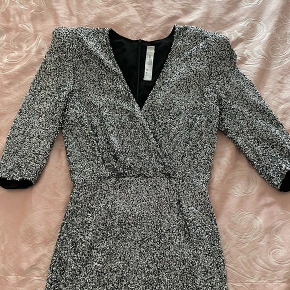 Iro dress - Picture 7 of 7